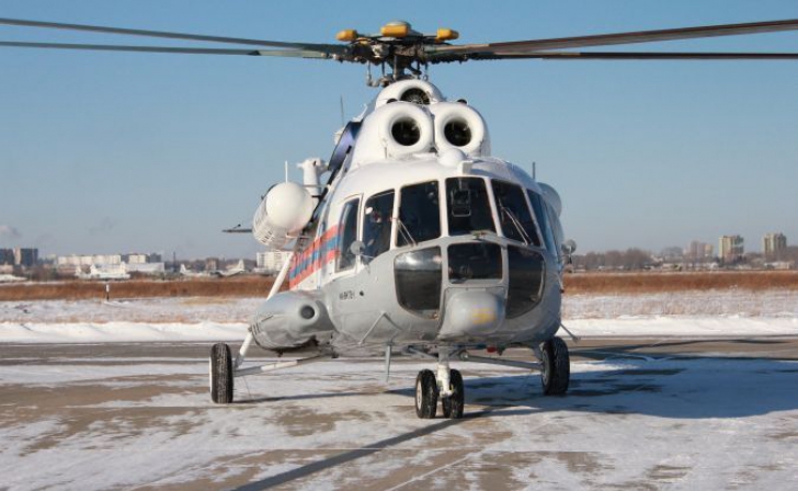 Из Курска в Москву вертолетом МЧС России Ми-8 доставлена девушка с сильными ожогами Из Курска в Москву вертолетом МЧС России Ми-8 доставлена девушка с сильными ожогами
