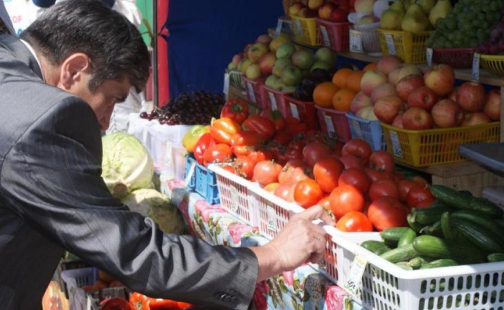 В Курске накажут за несанкционированную торговлю В Курске накажут за несанкционированную торговлю