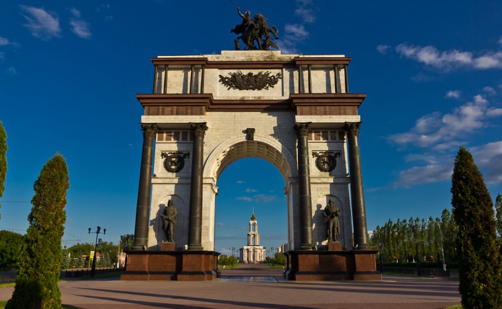 Курская арка вошла в десятку самых красивых арок планеты Курская арка вошла в десятку самых красивых арок планеты