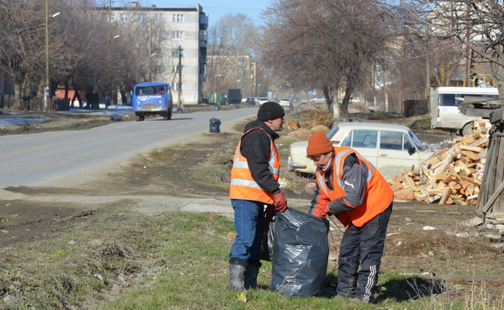 В Курске муниципальные образования заставили убрать мусор В Курске муниципальные образования заставили убрать мусор