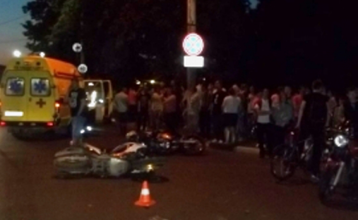 Под Курском столкнулись три байкера Под Курском столкнулись три байкера