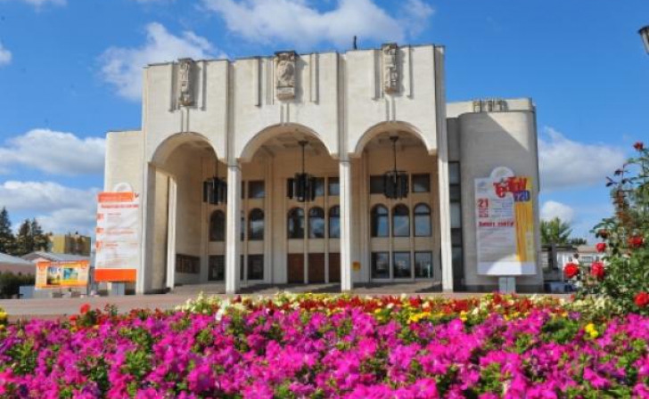 В Курск с бесплатным спектаклем приедут сургутские артисты В Курск с бесплатным спектаклем приедут сургутские артисты