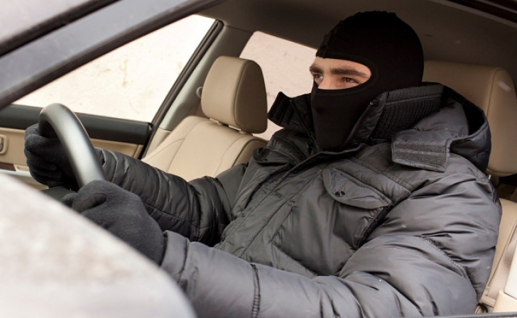 Курянин отсидит 2 года в колонии за угон авто Курянин отсидит 2 года в колонии за угон авто