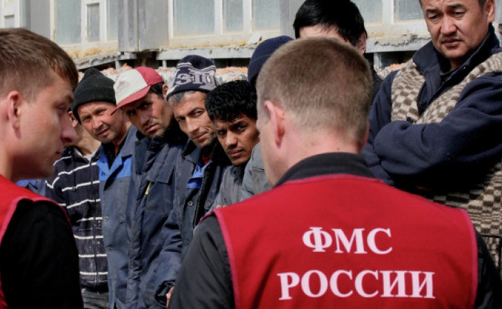 В Железногорском районе прошел рейд по нелегальным мигрантам. В Железногорском районе прошел рейд по нелегальным мигрантам.
