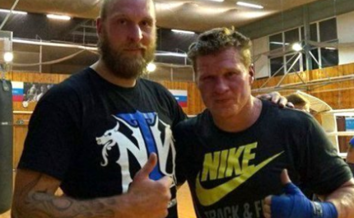 Александр Поветкин проводил спарринги с гигантами! Александр Поветкин проводил спарринги с гигантами!