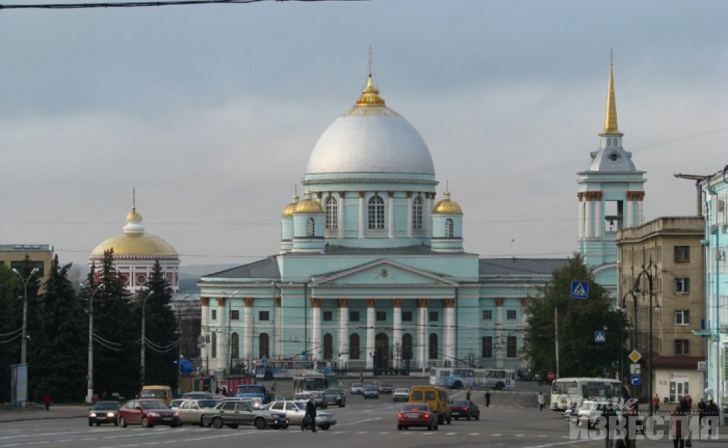 Мэр Курска поздравил жителей с 984-й годовщиной со дня образования города Мэр Курска поздравил жителей с 984-й годовщиной со дня образования города