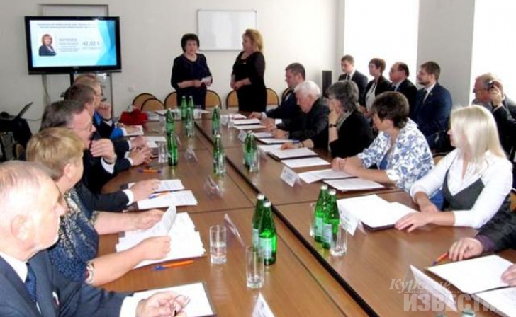 Депутаты Курской Областной Думы шестого созыва получили удостоверения Депутаты Курской Областной Думы шестого созыва получили удостоверения