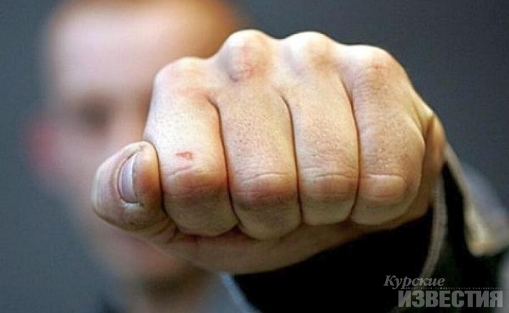 Курянин забил до смерти своего отца Курянин забил до смерти своего отца
