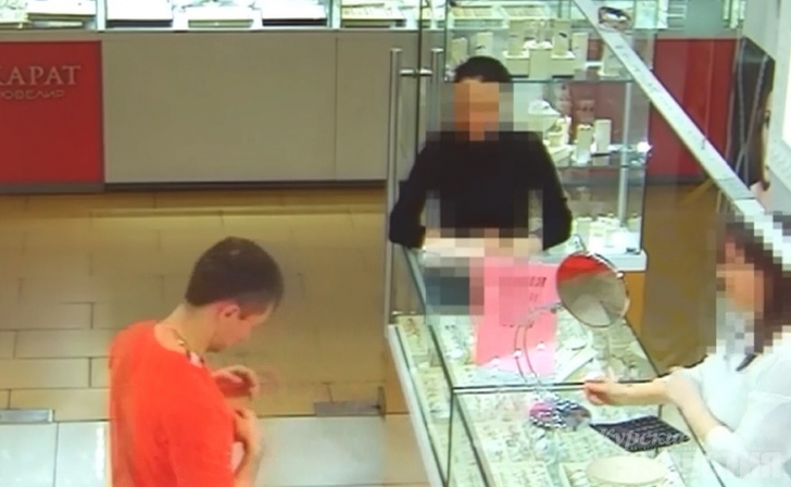 В Курске задержан грабитель «ювелирок» В Курске задержан грабитель «ювелирок»