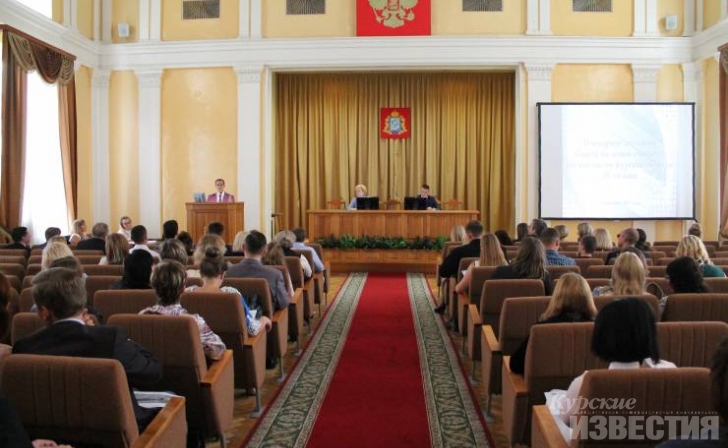 В Курске обсудили деятельность молодых учёных В Курске обсудили деятельность молодых учёных