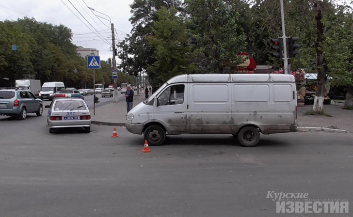 Курск. Мать с ребёнком на руках оказалась под колёсами «Газели» Курск. Мать с ребёнком на руках оказалась под колёсами «Газели»