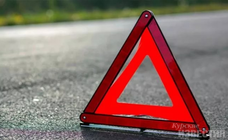 На проспекте Победы в Курске автомобиль сбил женщину На проспекте Победы в Курске автомобиль сбил женщину