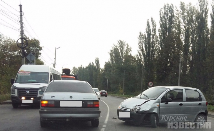 В Курске не разъехались две автоледи В Курске не разъехались две автоледи