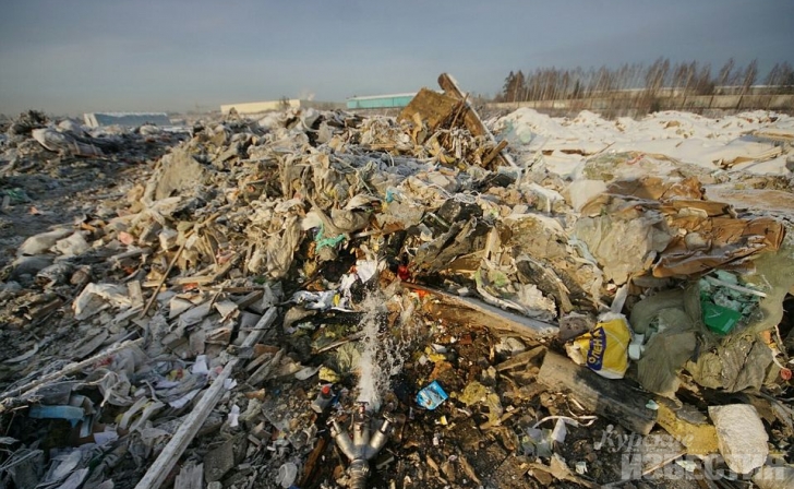 Курская область. Директор предприятия по уборке территории заплатит 30 тысяч за незаконную свалку Курская область. Директор предприятия по уборке территории заплатит 30 тысяч за незаконную свалку
