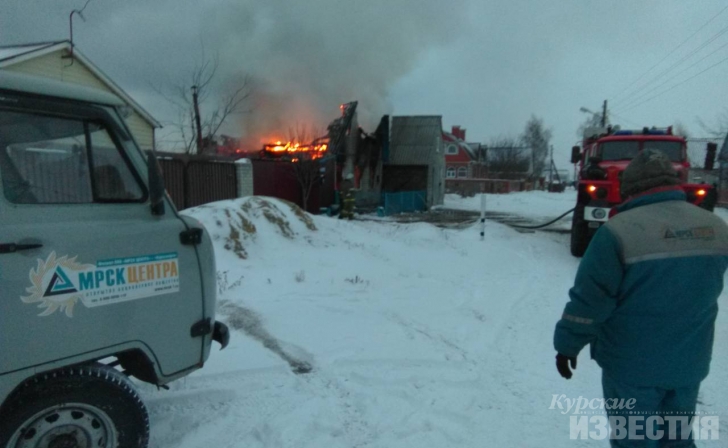 В Курской области огнеборцы потушили пожар в жилом доме В Курской области огнеборцы потушили пожар в жилом доме