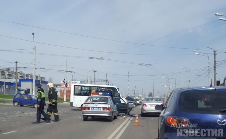Курянин не пропустил пожарную машину, спешившую на вызов Курянин не пропустил пожарную машину, спешившую на вызов