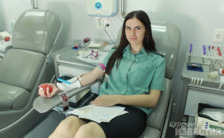 Курские судебные приставы стали донорами Курские судебные приставы стали донорами