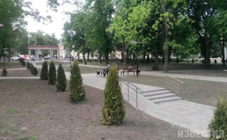 Активисты провели мониторинг качества работ по благоустройству парков в Курске Активисты провели мониторинг качества работ по благоустройству парков в Курске