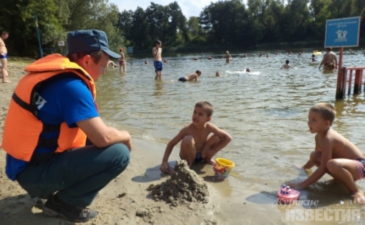 Спасатели призывают курян не отпускать детей одних к водоёмам Спасатели призывают курян не отпускать детей одних к водоёмам