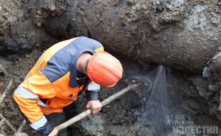 Аварию на магистральном водоводе в Курске обещают устранить к 9 вечера Аварию на магистральном водоводе в Курске обещают устранить к 9 вечера
