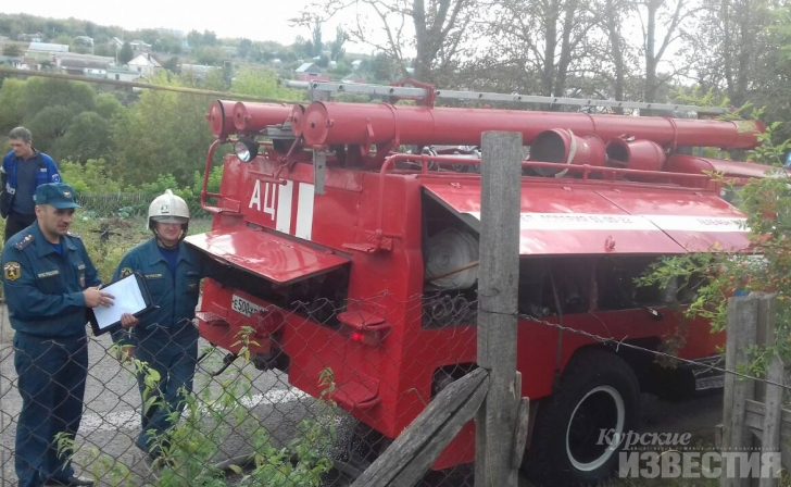 В Курской области горел дом В Курской области горел дом
