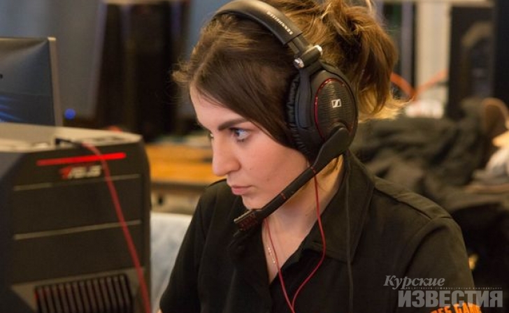 Курская киберспортсменка отправится на мировой турнир по Counter-Strike Курская киберспортсменка отправится на мировой турнир по Counter-Strike