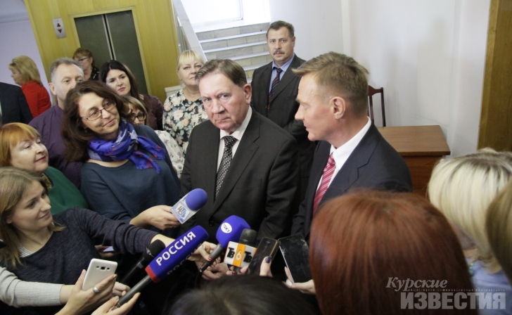 Курянам представили нового главу региона Курянам представили нового главу региона