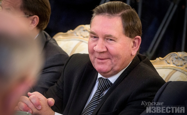 Экс-губернатор Курской области Михайлов на «золотом парашюте» приземлится в СовФеде? Экс-губернатор Курской области Михайлов на «золотом парашюте» приземлится в СовФеде?