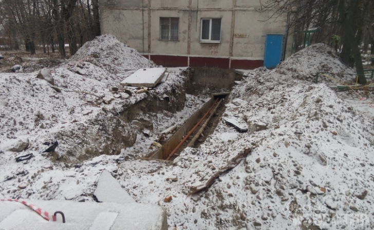 Мусорно-коммунальный коллапс на улице Заводской в Курске обещают разрешить Мусорно-коммунальный коллапс на улице Заводской в Курске обещают разрешить