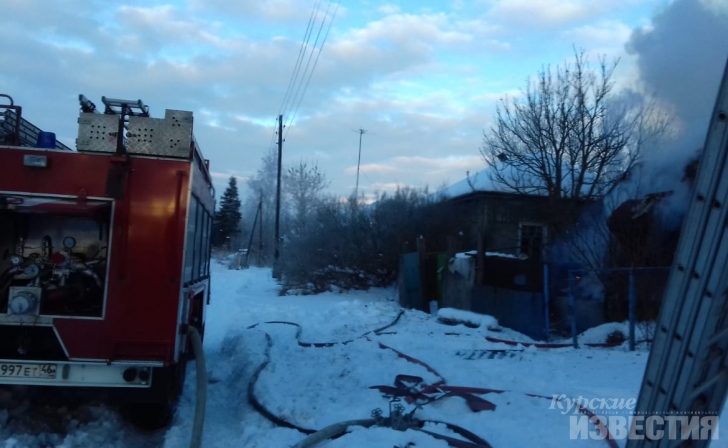 В Курской области сгорел деревянный дом В Курской области сгорел деревянный дом
