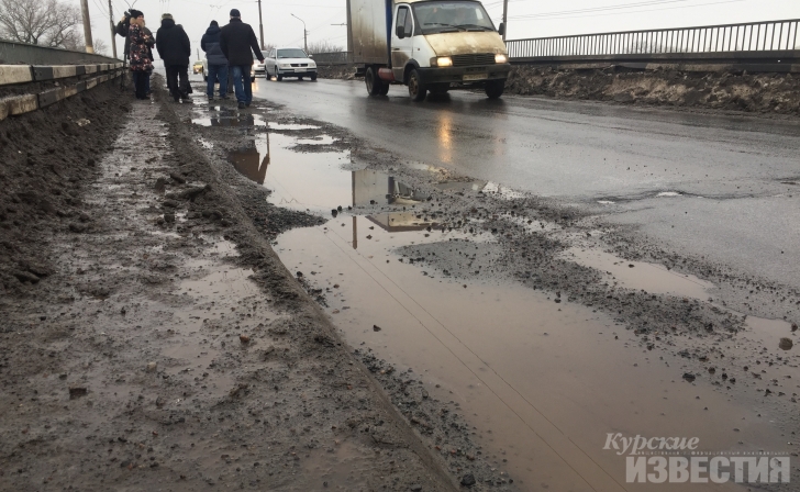 Роман Старовойт курским дорожникам: «Халтуры мы не допустим!» Роман Старовойт курским дорожникам: «Халтуры мы не допустим!»
