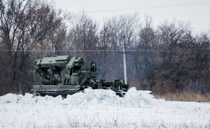 Военные расчистили в Курской области 200 км дорог Военные расчистили в Курской области 200 км дорог