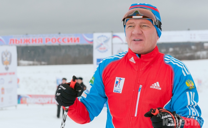 Роман Старовойт позвал курян на лыжню Роман Старовойт позвал курян на лыжню
