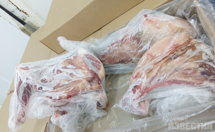 В Курской области из магазина изъяли подозрительное мясо В Курской области из магазина изъяли подозрительное мясо