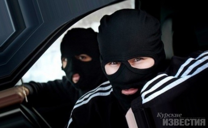 В Курске задержали грабителей торговой точки В Курске задержали грабителей торговой точки