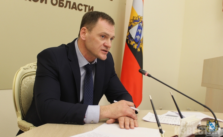 Первый замгубернатора Курской области Станислав Набоко провёл совещание с муниципалами по теме дорог Первый замгубернатора Курской области Станислав Набоко провёл совещание с муниципалами по теме дорог