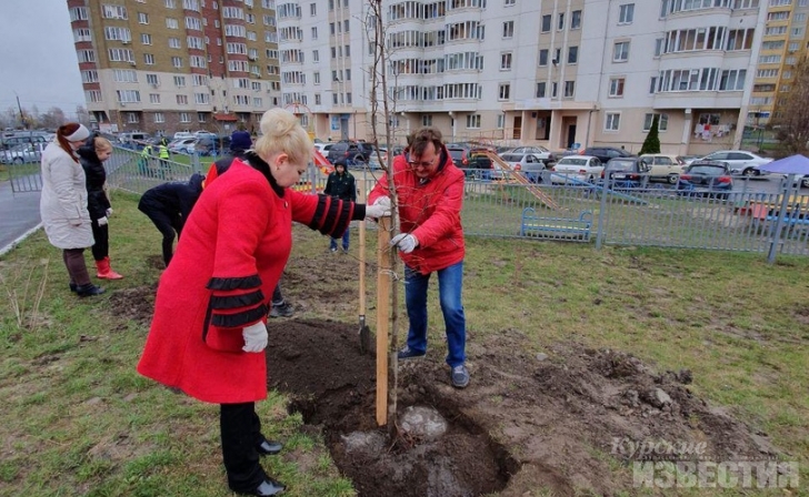 Роман Старовойт высказался об «обязаловке» участия курян в субботнике Роман Старовойт высказался об «обязаловке» участия курян в субботнике