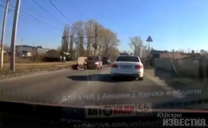 В Курске на улице Литовской водитель сбил внезапного пешехода В Курске на улице Литовской водитель сбил внезапного пешехода