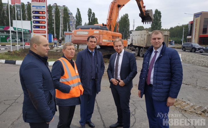 «Курск мне понравился - чистый, зеленый». Депутат ГД Сергей Тен оценил тротуары и дороги областного центра «Курск мне понравился - чистый, зеленый». Депутат ГД Сергей Тен оценил тротуары и дороги областного центра