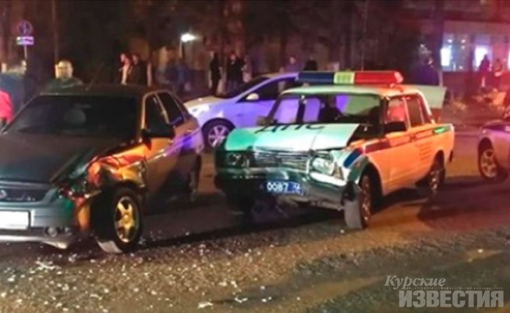 Курская область. В Железногорске произошло ДТП с участием спецавтомобиля ДПС Курская область. В Железногорске произошло ДТП с участием спецавтомобиля ДПС