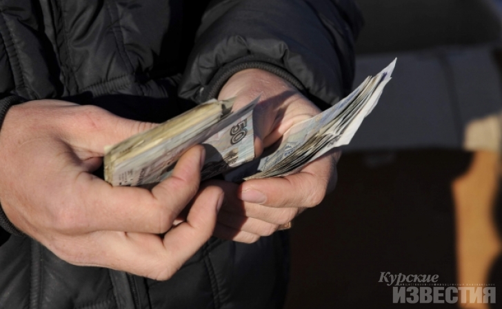 Владелец маршрутки пытался подкупить работника курской прокуратуры за 10 тысяч рублей Владелец маршрутки пытался подкупить работника курской прокуратуры за 10 тысяч рублей
