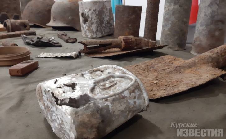 Поисковики показали курянам находки Поисковики показали курянам находки