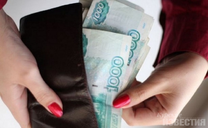 Курянка обокрала знакомого, который приехал поздравить ее с Новым годом Курянка обокрала знакомого, который приехал поздравить ее с Новым годом