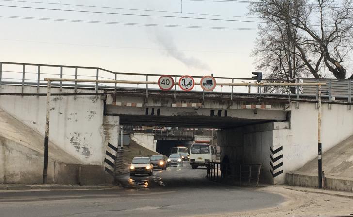 В Курске депутаты КГС обсудят прием в муниципальную собственность дороги под железнодорожными мостами В Курске депутаты КГС обсудят прием в муниципальную собственность дороги под железнодорожными мостами