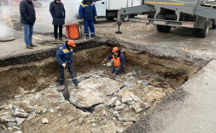 В Курске 11 апреля без тепла и горячей воды останутся жители 7 улиц В Курске 11 апреля без тепла и горячей воды останутся жители 7 улиц