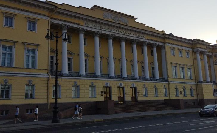 Семьи из приграничных районов Курской области поехали на экскурсии в Санкт-Петербург и Туапсе Семьи из приграничных районов Курской области поехали на экскурсии в Санкт-Петербург и Туапсе
