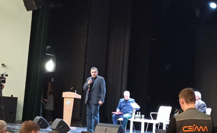 Переселенцы из Курской приграничья рассказали Хинштейну, что компенсация объективно нужна Переселенцы из Курской приграничья рассказали Хинштейну, что компенсация объективно нужна