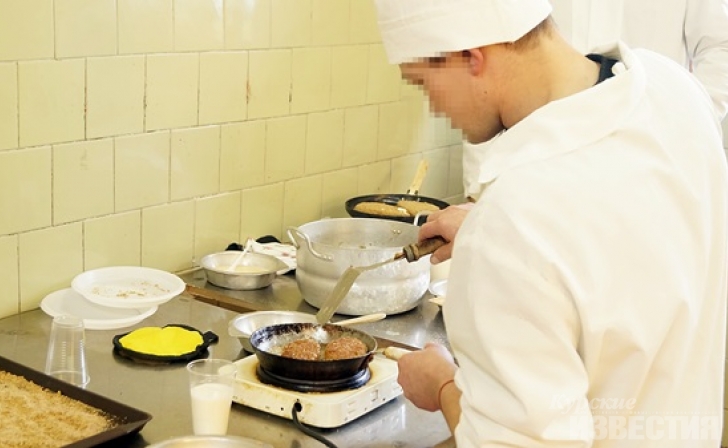 В курской колонии выбрали лучшего повара В курской колонии выбрали лучшего повара