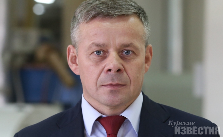 Мэр Курска Виктор Карамышев сложил полномочия депутата Госдумы Мэр Курска Виктор Карамышев сложил полномочия депутата Госдумы
