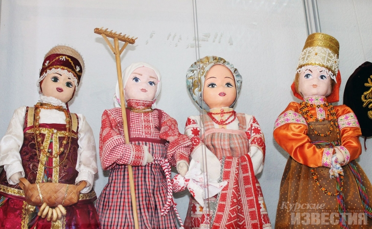 В городе стартует серия мастер-классов «Курский костюм» В городе стартует серия мастер-классов «Курский костюм»